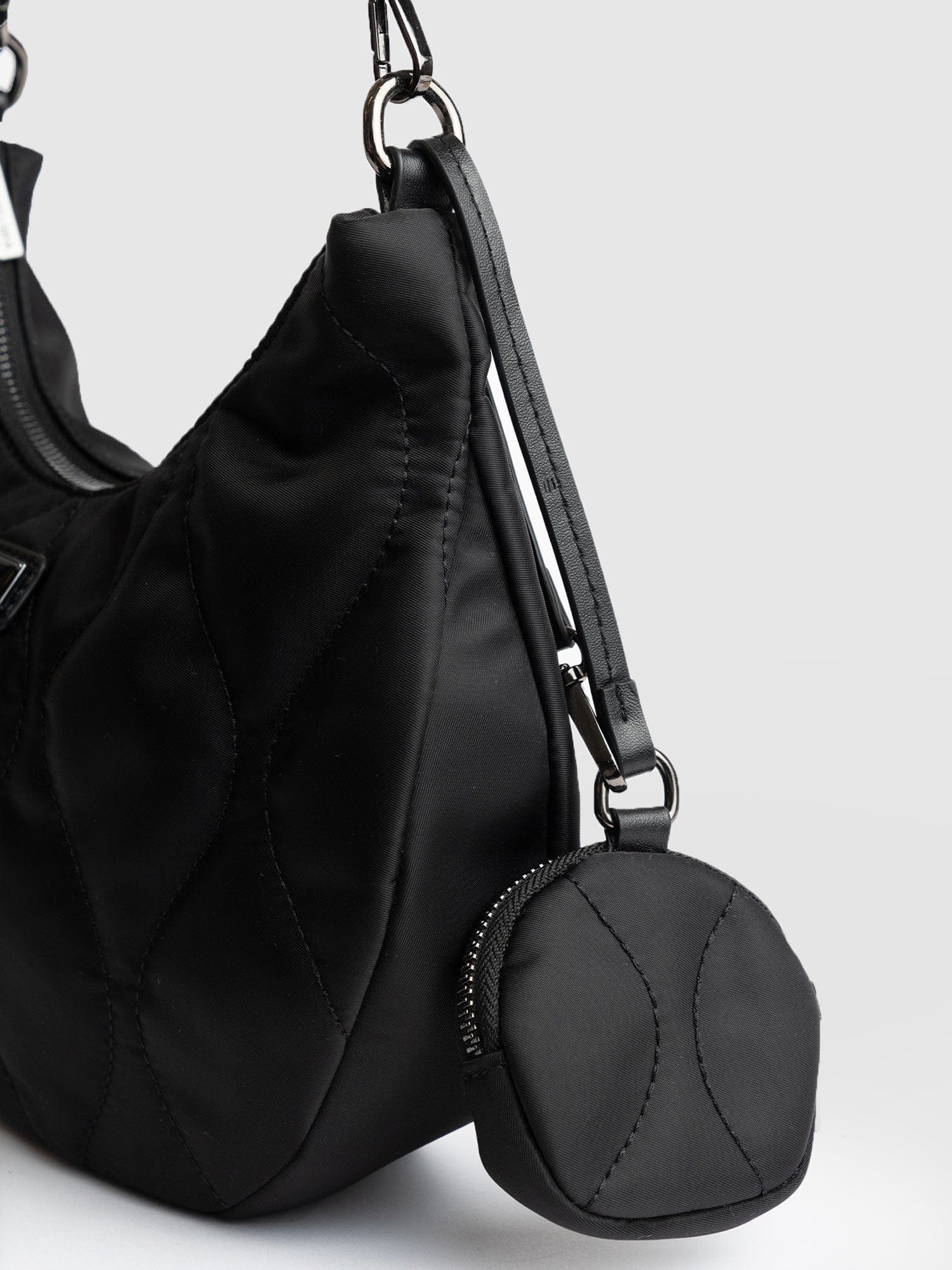 Carnaby Quilted Cross Body Bag - Women's Cross Body Bag | Saint + Sofia® UK